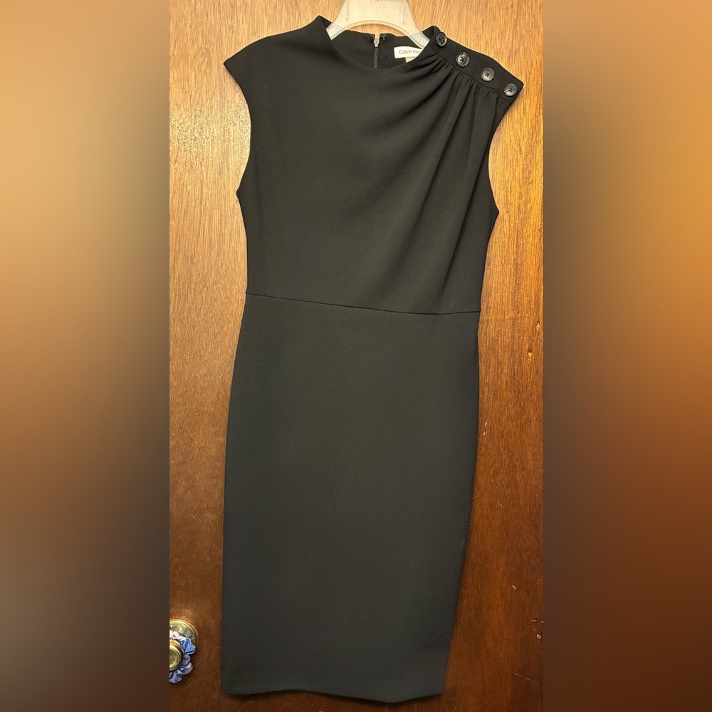Calvin Klein Elegant Black Pencil Dress with Button Detail